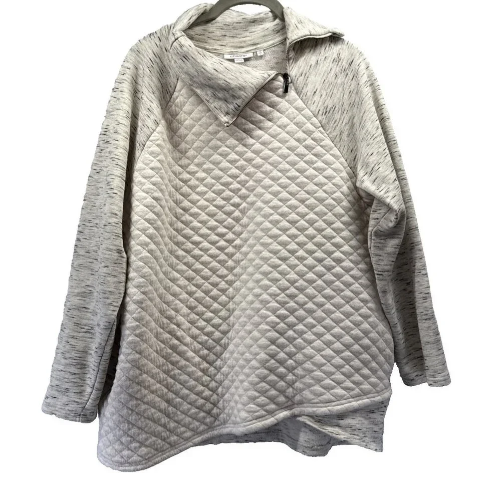 Chicos Women's Sweatshirt Size Large Quilted‎ Long Sleeve Pockets Zip Neckline
